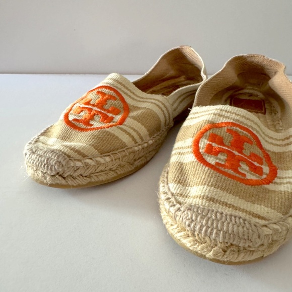 Tory Burch Tan and Orange Espadrilles NWOT - Picture 3 of 10